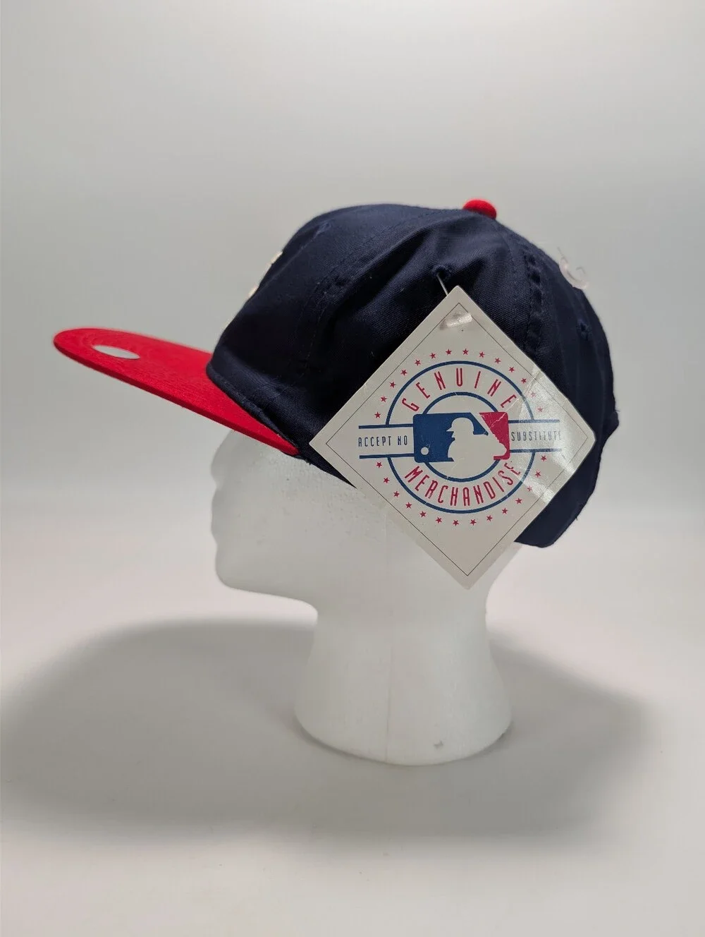 Vintage 1995 Atlanta Braves World Series Embroidered Snapback Hat- Flawed - NWT